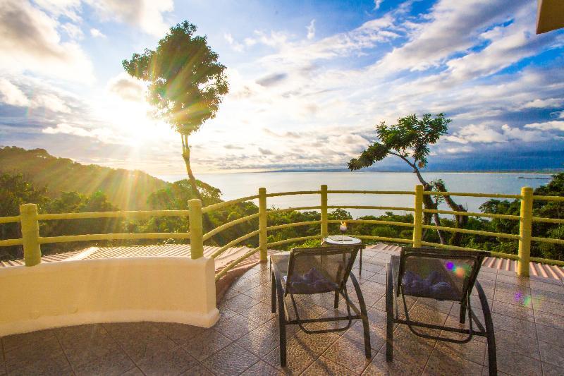 Issimo Suites Boutique Hotel & Spa - Adults Only Manuel Antonio Kültér fotó
