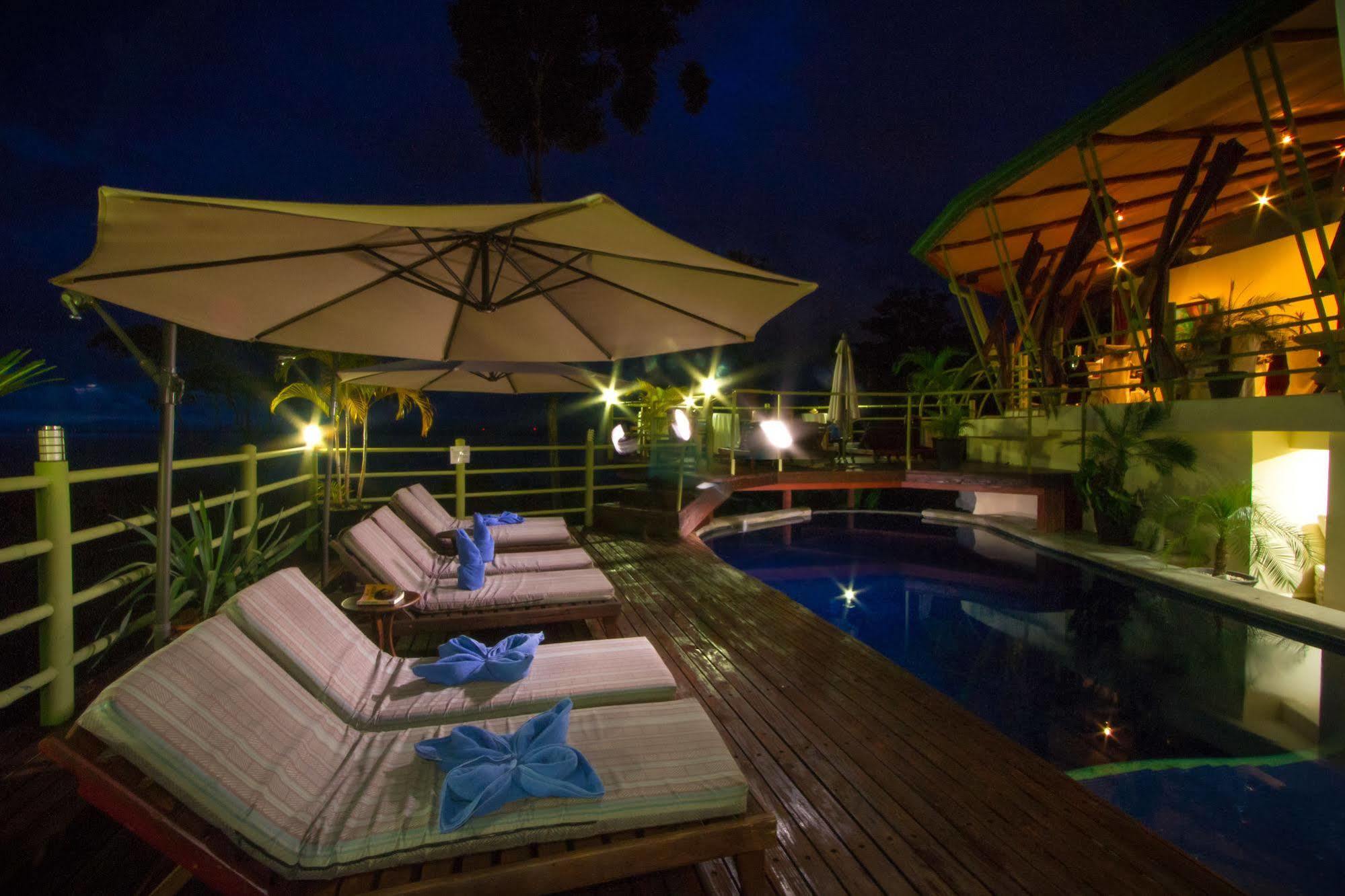 Issimo Suites Boutique Hotel & Spa - Adults Only Manuel Antonio Kültér fotó