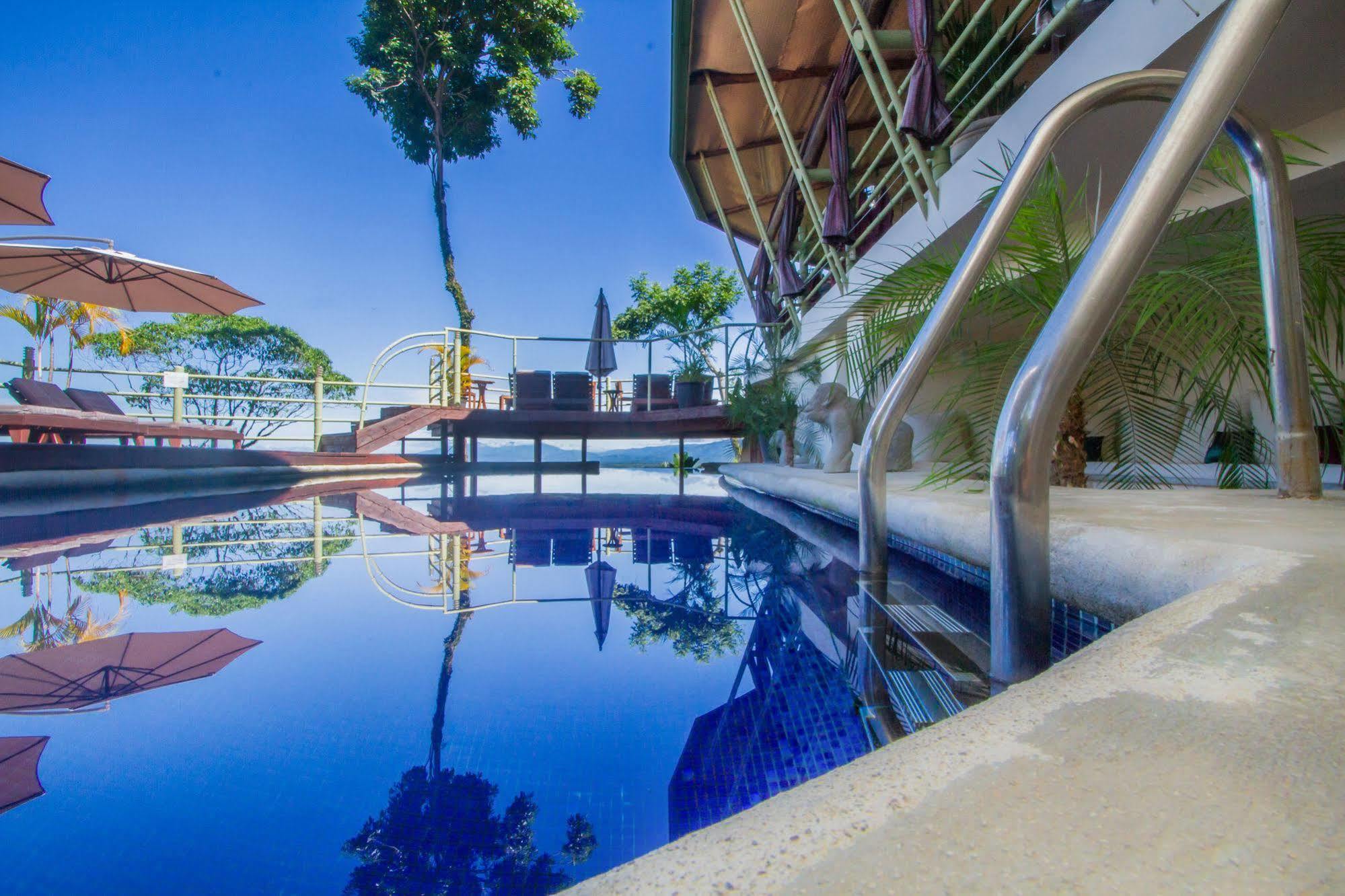 Issimo Suites Boutique Hotel & Spa - Adults Only Manuel Antonio Kültér fotó